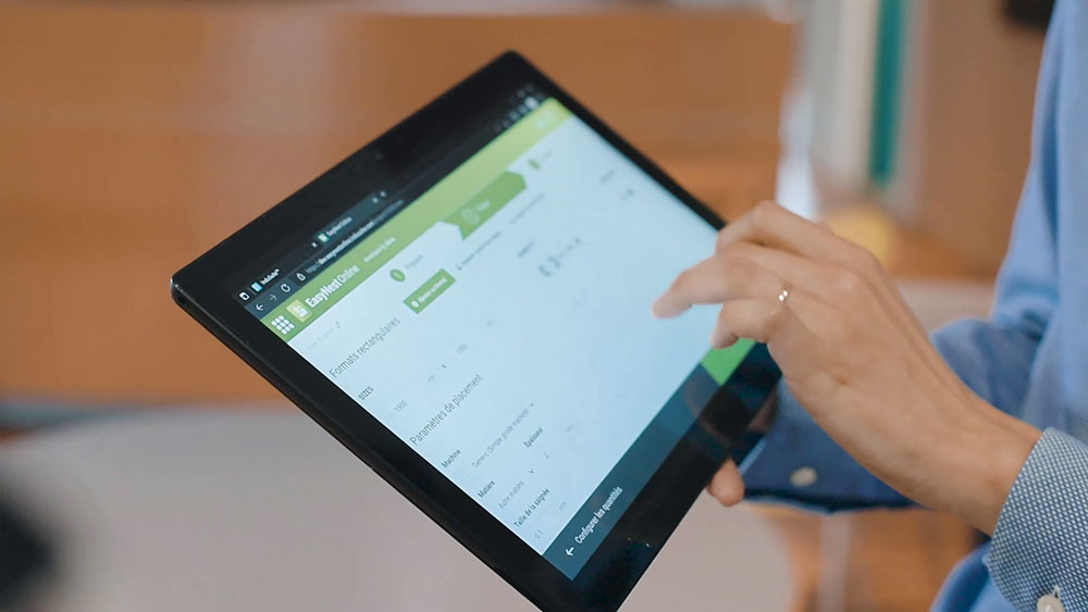 Indusuite Easynest on a tablet